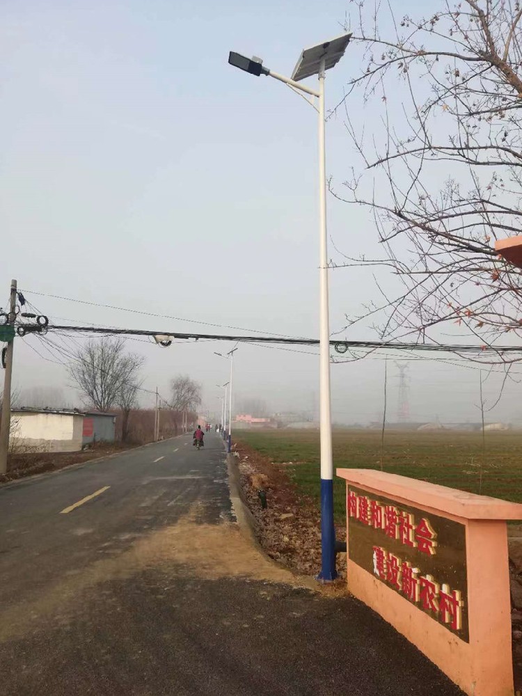 太陽能路燈